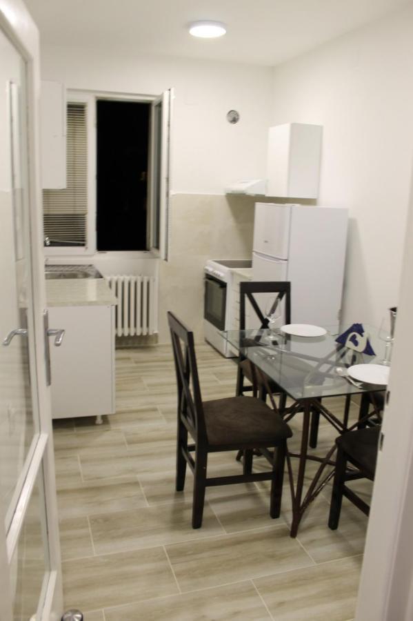 בלגרד Apartment 51 - Bright, Spacious, Lux 1 Bedroom In The City Center - Stari Grad מראה חיצוני תמונה